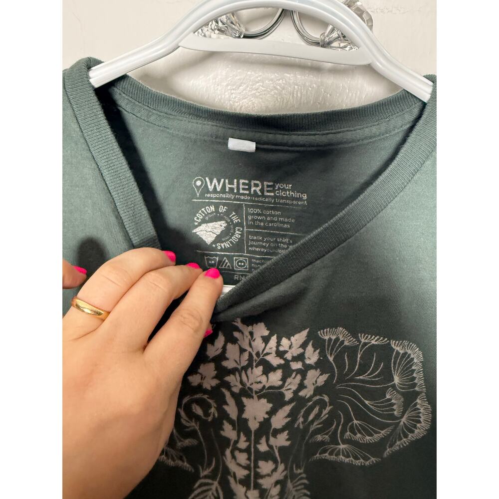 Lowes Foods Sustainable Green Crewneck Short Sleeve Graphic Cotton T-shirt Small - Picture 3 of 6